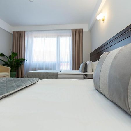 Hotel Restaurant Alesia Corunca Zewnętrze zdjęcie