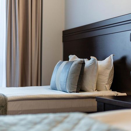 Hotel Restaurant Alesia Corunca Zewnętrze zdjęcie