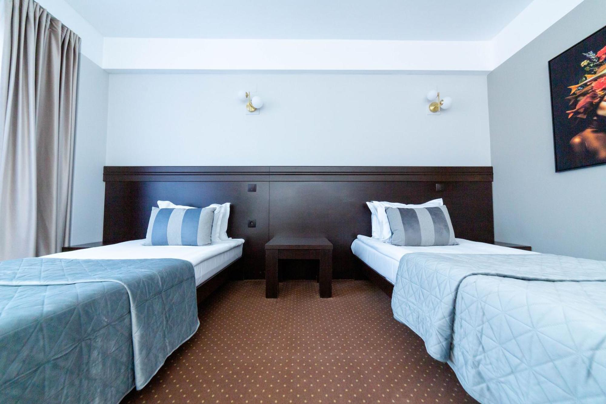 Hotel Restaurant Alesia Corunca Zewnętrze zdjęcie