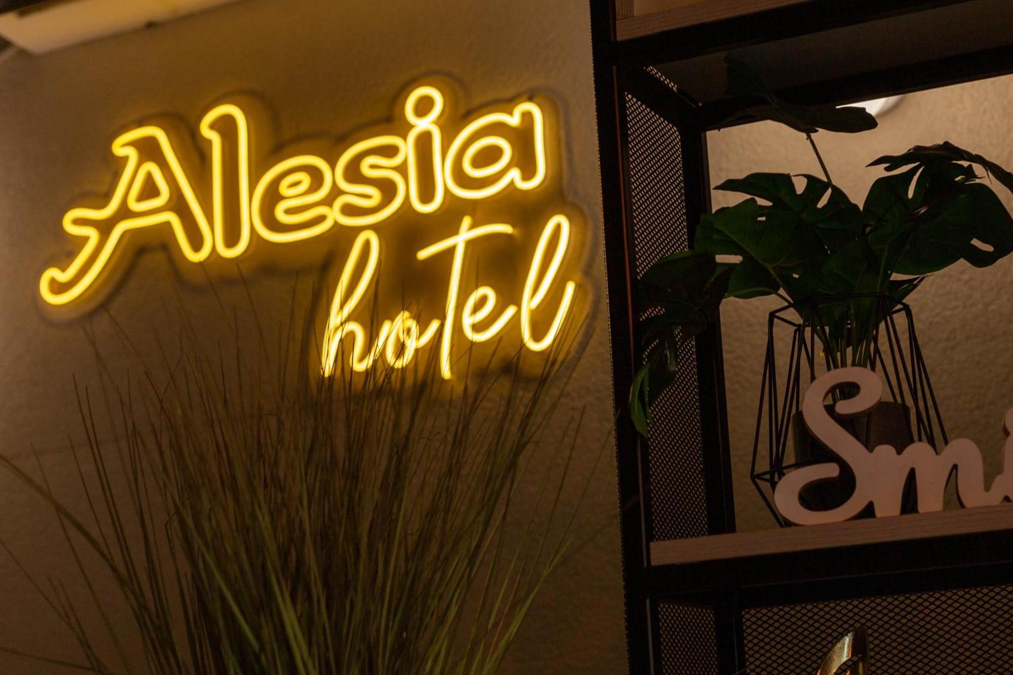 Hotel Restaurant Alesia Corunca Zewnętrze zdjęcie